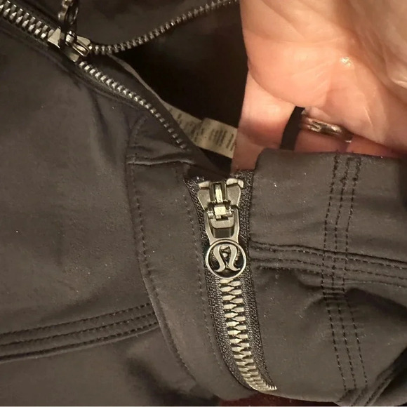 Lululemon Feelin'‎ Frosty Insulated Jacket - Picture 7 of 11